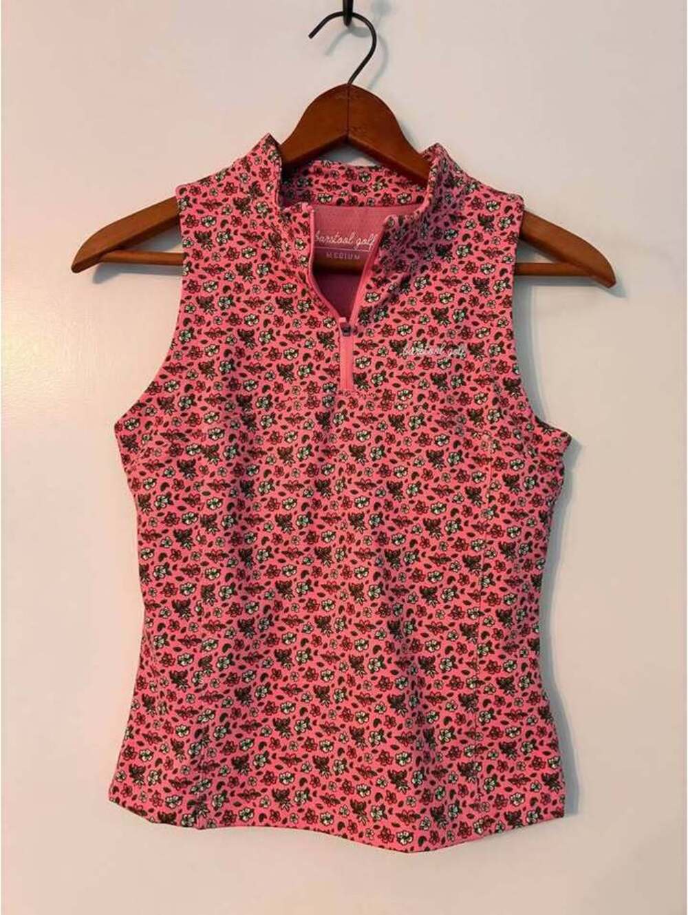 Barstool Golf Pink Floral Sleeveless 1/4 Zip Tank Top – Medium
